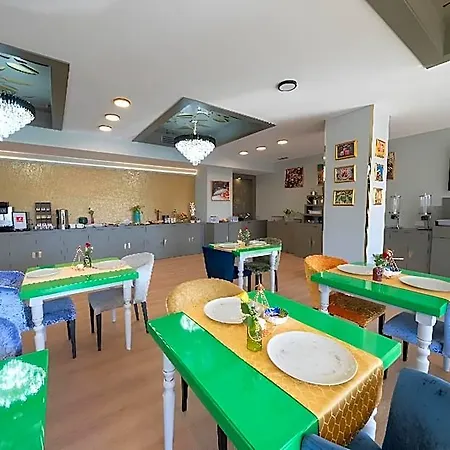 Phoenicia Comfort Hotel