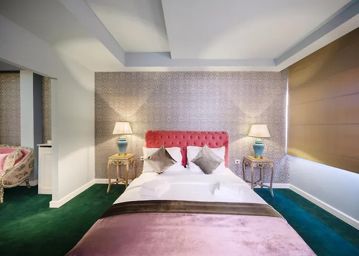 Phoenicia Comfort Szálloda 4*