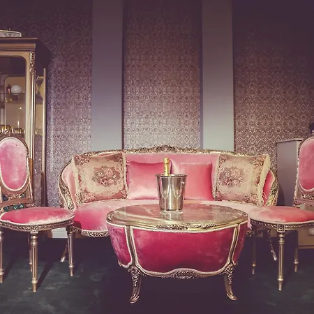 Phoenicia Comfort מלון