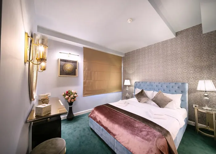 Phoenicia Comfort Hotel 4*